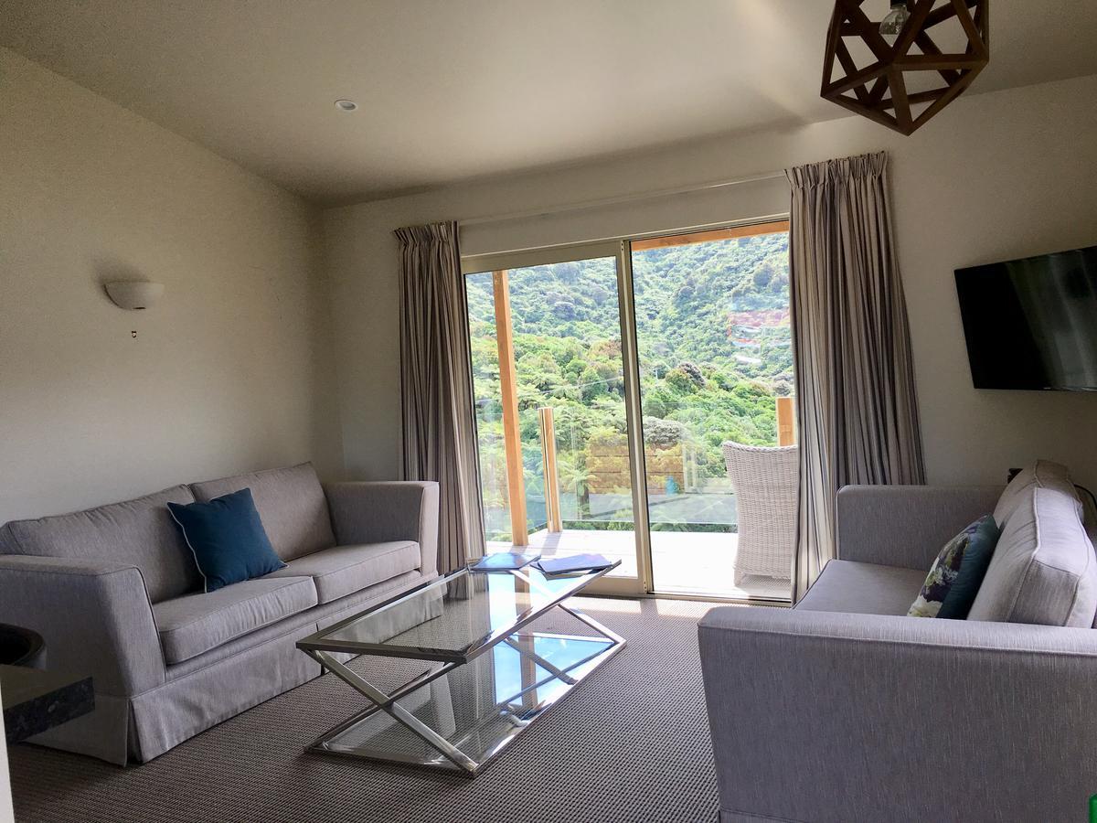Punga Cove Resort Endeavour Inlet Exterior foto